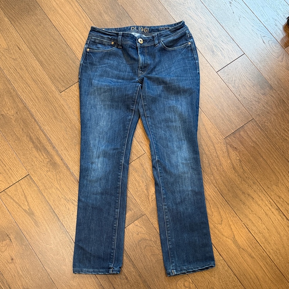 DL1961 4Way Stretch Grace High Ruse Straight Jeans Size 28 Dark Wash - C11